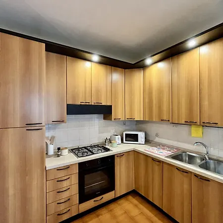 Apartamento Tra Gardaland, E Verona Sona
